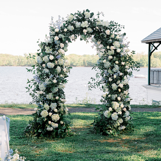 Classic Wedding Arch Classic Wedding Arch