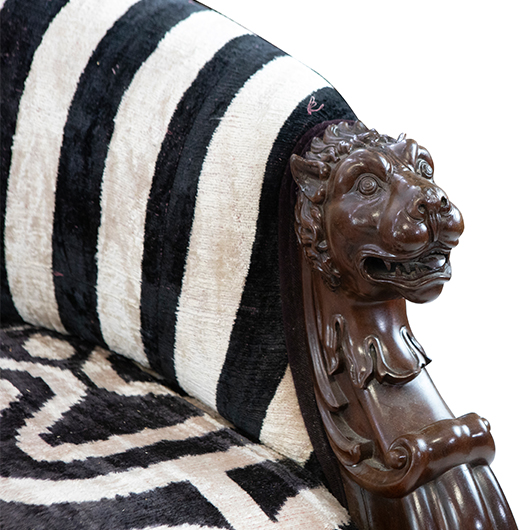 Antique Lion's Head Sofa (1) Antique Lion's Head Sofa (1)