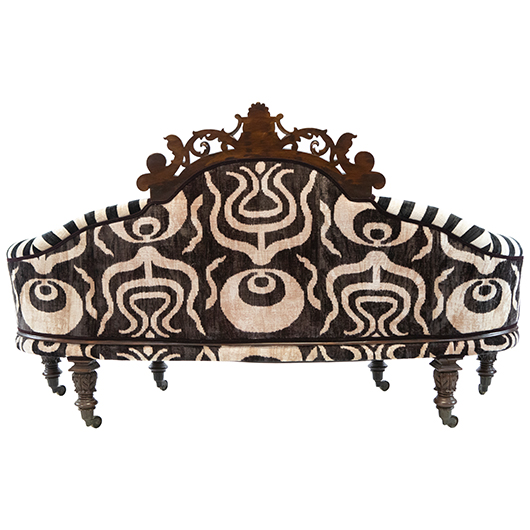 Antique Lion's Head Sofa (1) Antique Lion's Head Sofa (1)